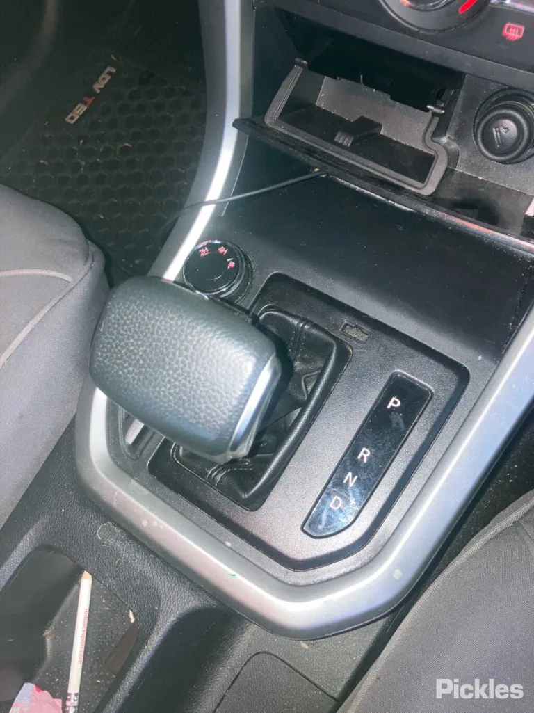 2021 LDV T60 Damaged VIN LSFAM11A3MA047084 – photo 23