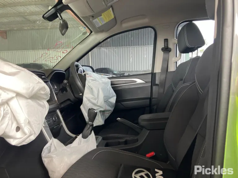 2021 LDV T60 Damaged VIN LSFAM11A7LA108399 – photo 14