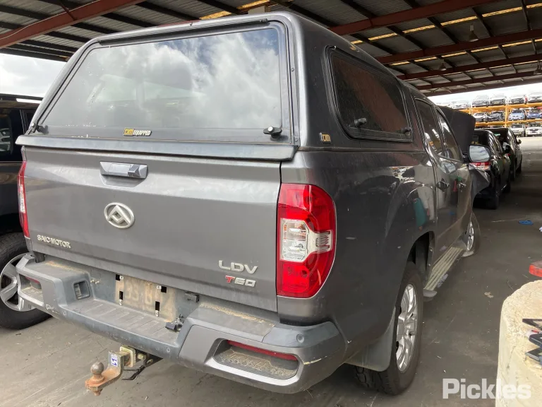 2021 LDV T60 Damaged VIN LSFAM11A7LA108399 – photo 27