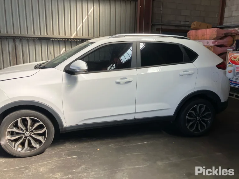 2019 MG GS Damaged VIN LSJA24U93KS055532 – photo 16