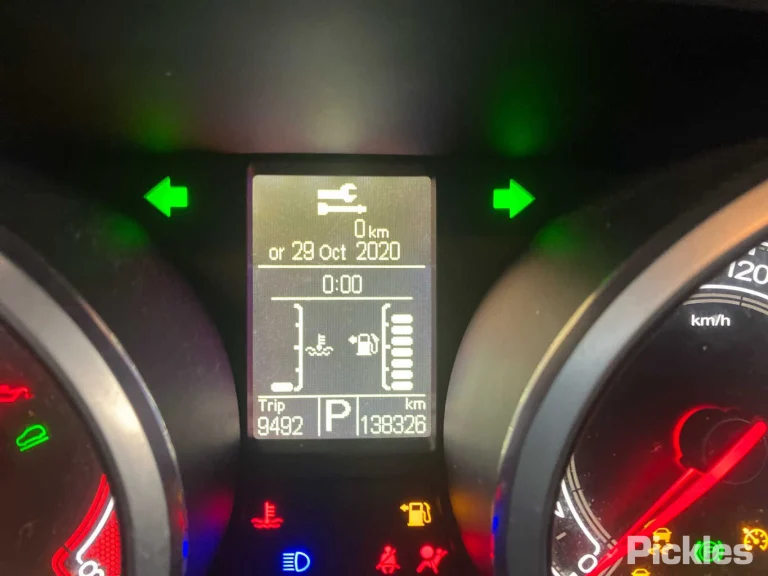 2019 MG GS Damaged VIN LSJA24U97KS013509 – exterior detail