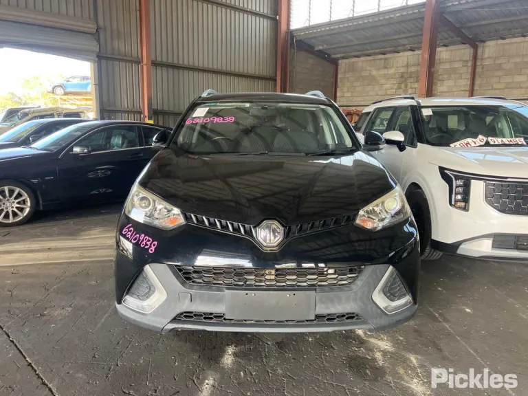 2019 MG GS Damaged VIN LSJA24U97KS013509 – photo 11