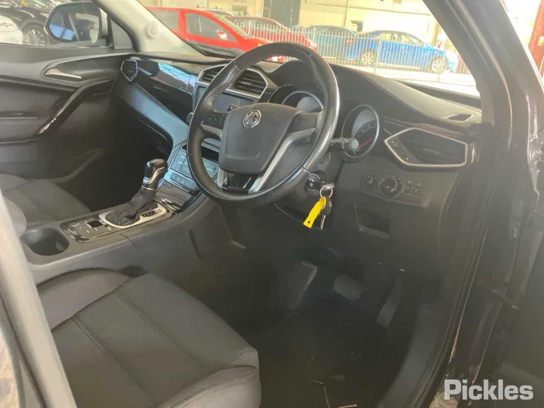 2019 MG GS Damaged VIN LSJA24U97KS013509 – photo 20
