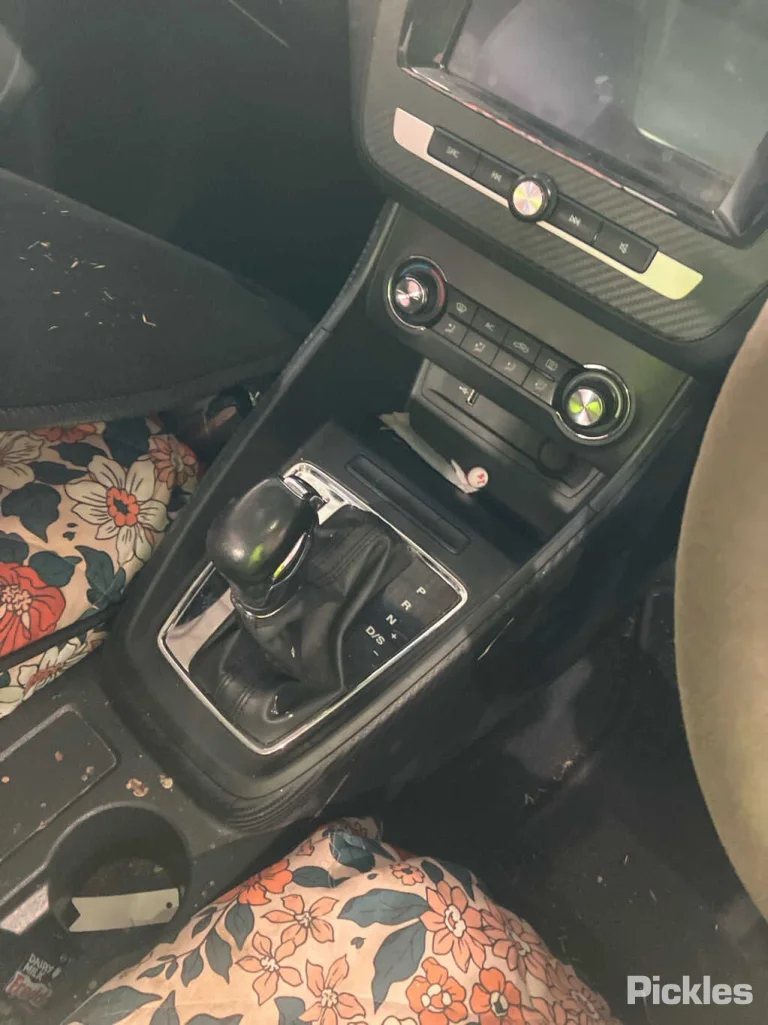 2018 MG ZS Damaged VIN LSJW74C92JG040496 – photo 40
