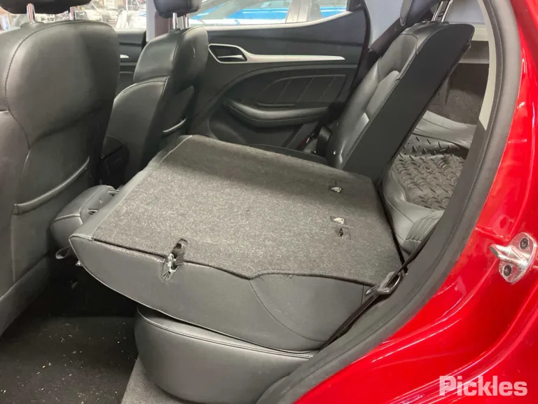 2018 MG ZS Damaged VIN LSJW74C92JG040496 – photo 13