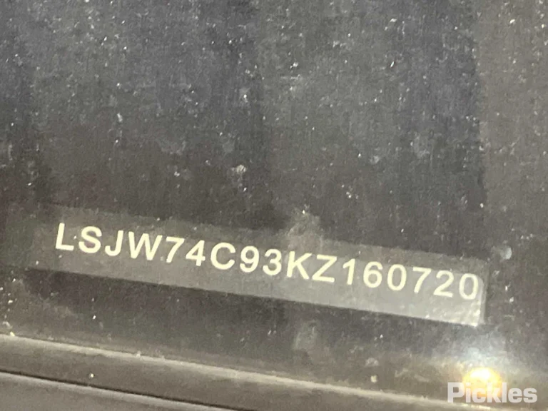 2021 MG ZS Damaged VIN LSJW74C93KZ160720 – side profile