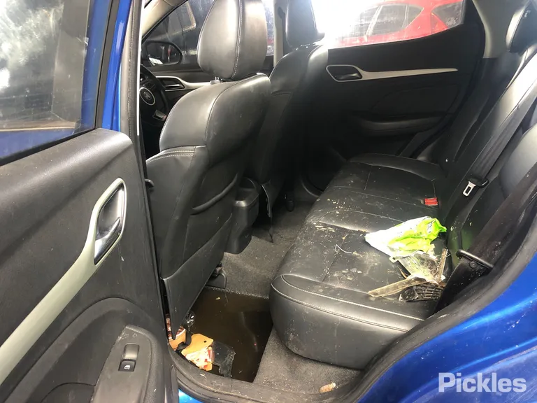 2018 MG ZS Used VIN LSJW74C98JZ050759 – engine bay