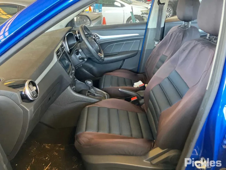2022 MG ZS Damaged VIN LSJW74U95NZ190028 – side profile