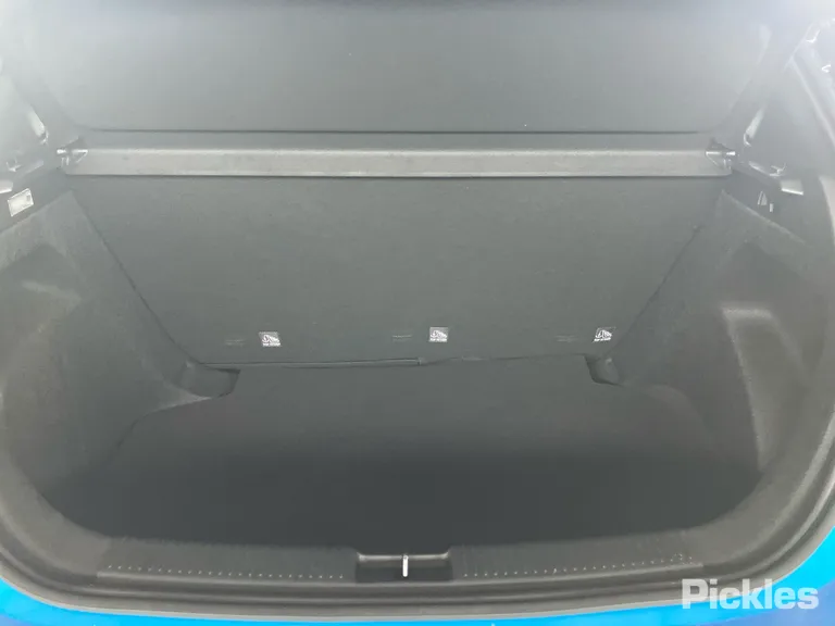 2025 MG MG3 Used VIN LSJWP4U93SZ210143 – engine bay