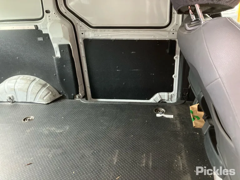 2022 LDV G10 Used VIN LSKG4GL17MA164288 – dashboard