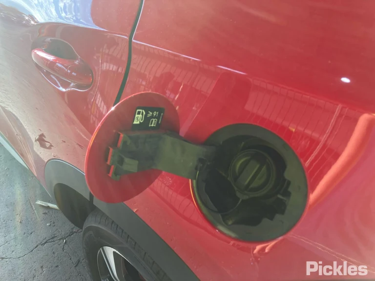 2025 CHERY Tiggo 4 Damaged VIN LVVDB21B5SC192613 – trunk area