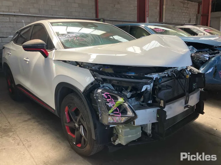 2023 CHERY OMODA 5 Used VIN LVVDB21B8PD254099 – engine bay