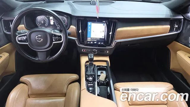 2019 Volvo S90 D5 AWD Inscription Sold VIN LVYPS68TCKP058854 – rear exterior 2019 Volvo S90 D5 AWD Inscription Sold VIN LVYPS68TCKP058854 – rear exterior
