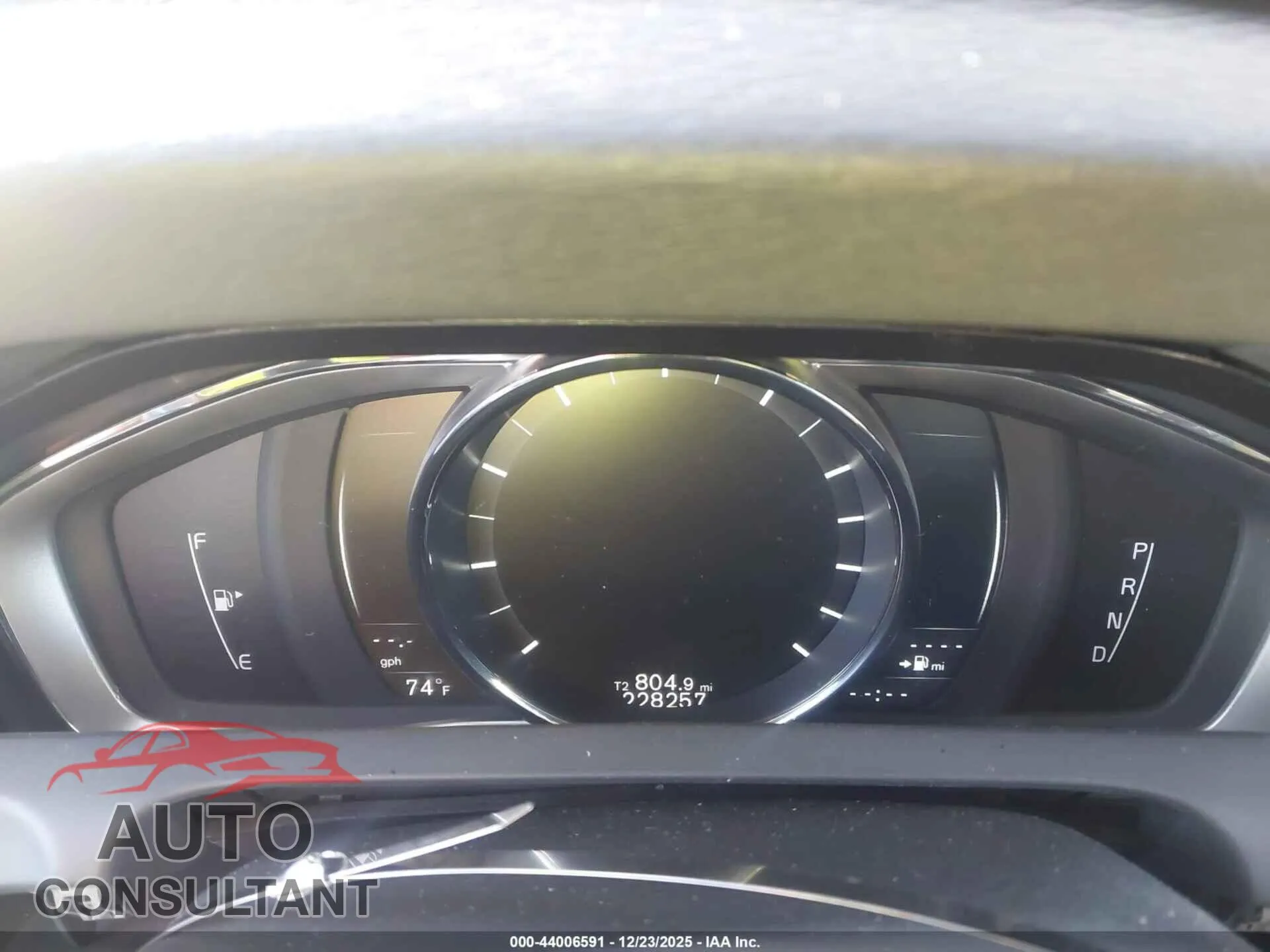 2017 VOLVO S60 INSCRIPTION Damaged VIN LYV402HM8HB126951 – exterior detail 2017 VOLVO S60 INSCRIPTION Damaged VIN LYV402HM8HB126951 – exterior detail