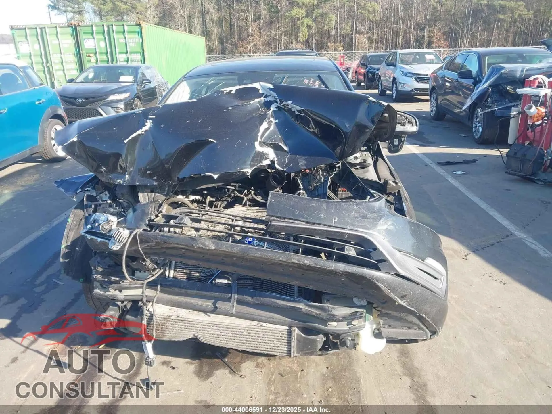 2017 VOLVO S60 INSCRIPTION Damaged VIN LYV402HM8HB126951 – photo 12 2017 VOLVO S60 INSCRIPTION Damaged VIN LYV402HM8HB126951 – photo 12