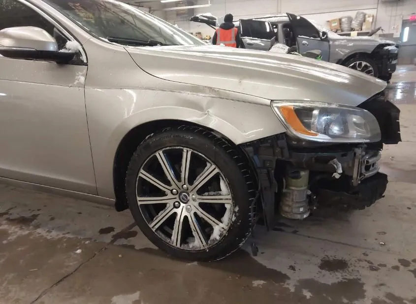2016 VOLVO S60 Used VIN LYV612TK9GB096580 – dashboard