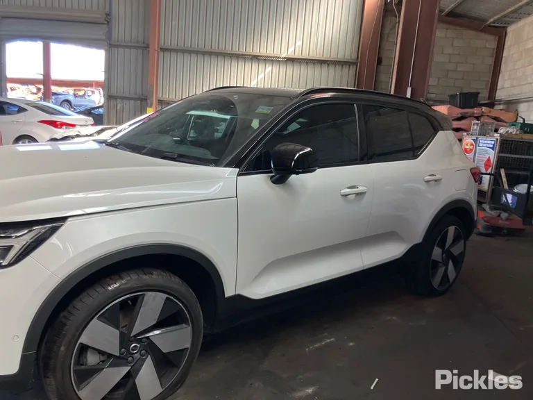 2023 Volvo XC40 Used VIN LYVXZERRXRL220775 – photo 19
