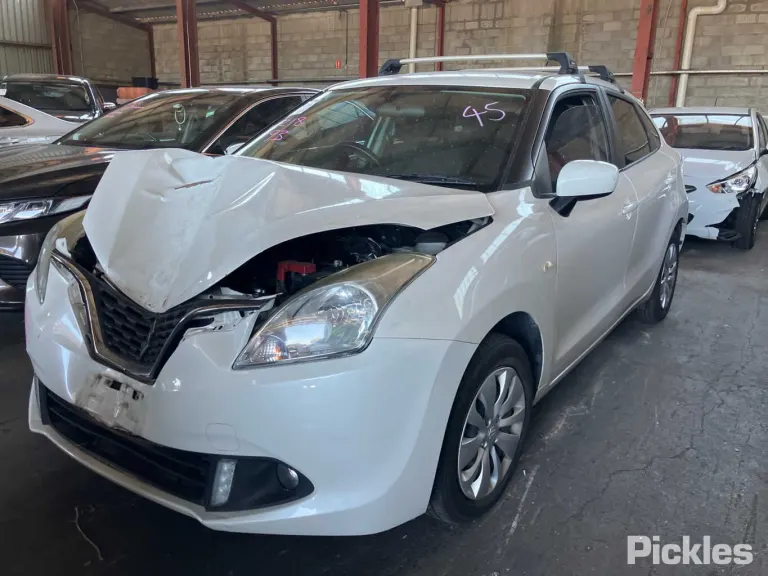 2017 Suzuki Baleno Damaged VIN MA3EWB52S00297307 – undercarriage