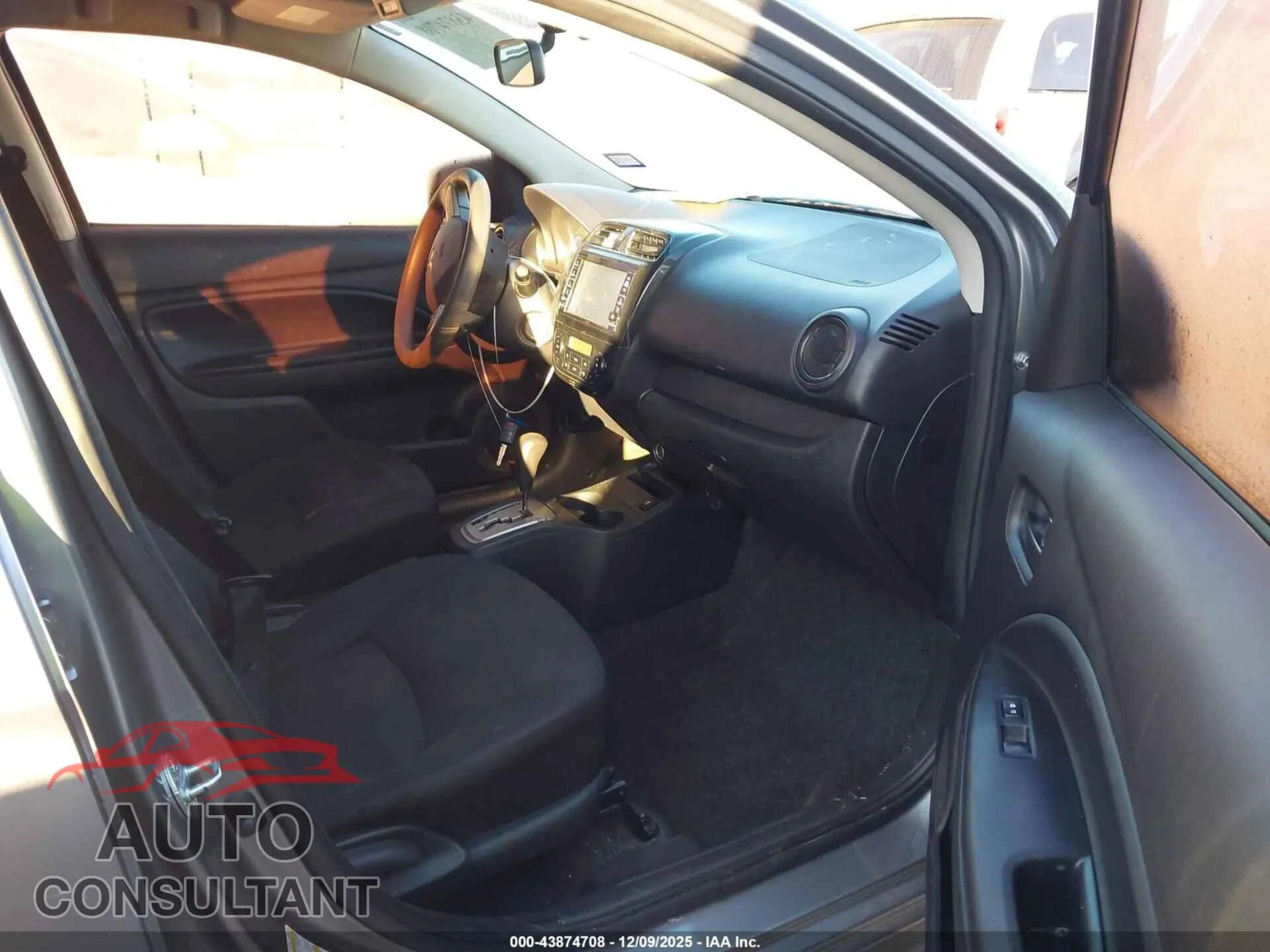2020 MITSUBISHI MIRAGE G4 Damaged VIN ML32F3FJXLHF05855 – interior seats