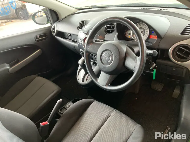 2010 Mazda 2 Damaged VIN MM0DE10Y100139444 – photo 29