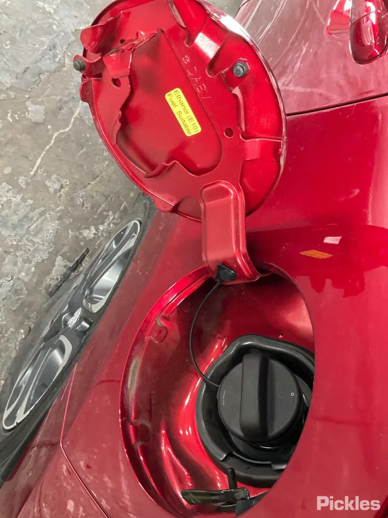 2019 Mazda 2 Used VIN MM0DJ2HAA0W460427 – front exterior