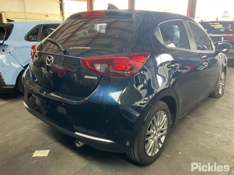 2022 Mazda 2 Damaged VIN MM0DJ2HAA0W839697 – photo 26