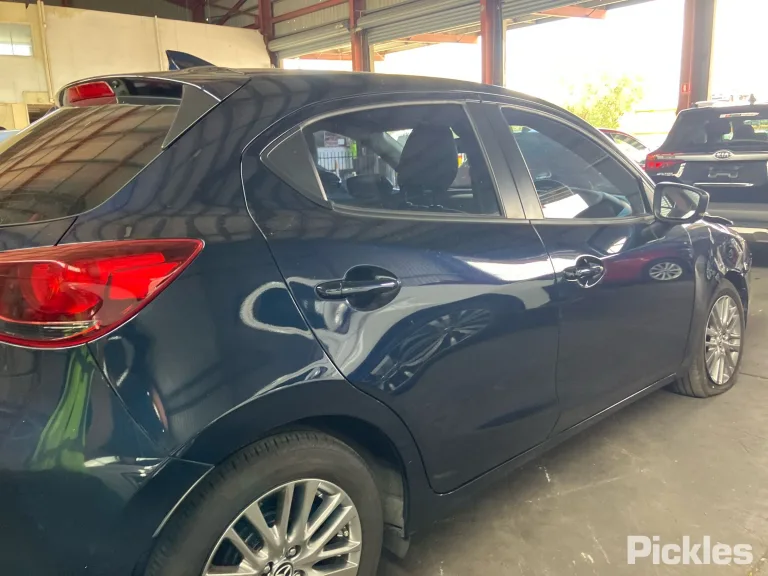 2022 Mazda 2 Damaged VIN MM0DJ2HAA0W839697 – photo 36
