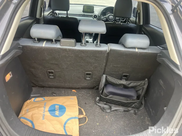2022 Mazda 2 Damaged VIN MM0DJ2HAA0W839697 – dashboard