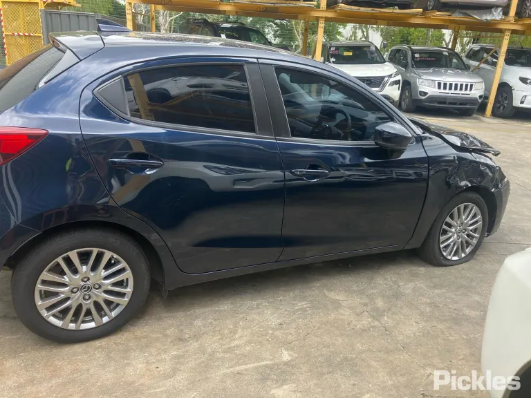 2022 Mazda 2 Damaged VIN MM0DJ2HAA0W839697 – photo 21