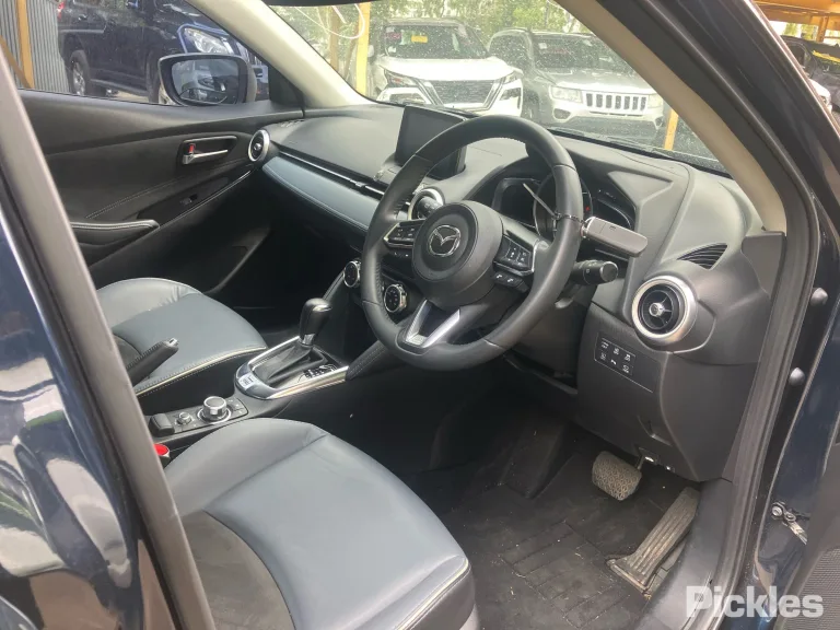 2022 Mazda 2 Damaged VIN MM0DJ2HAA0W839697 – photo 33