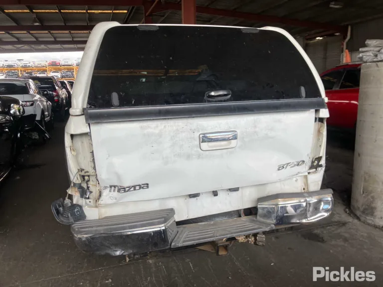 2011 Mazda BT-50 Damaged VIN MM0UNY0E400899909 – photo 13