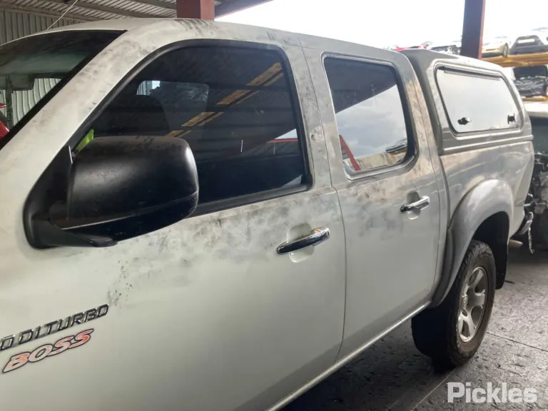 2011 Mazda BT-50 Damaged VIN MM0UNY0E400899909 – photo 25
