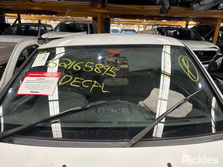 2011 Mazda BT-50 Damaged VIN MM0UNY0W400904470 – photo 23