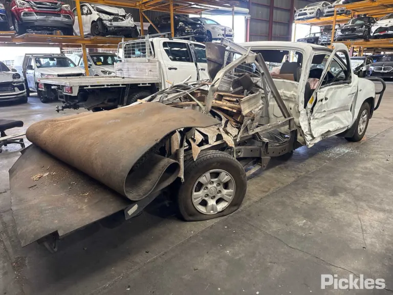 2011 Mazda BT-50 Damaged VIN MM0UNY0W400904470 – photo 25