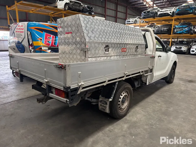 2017 Mazda BT-50 Damaged VIN MM0UR0YE100783449 – photo 12