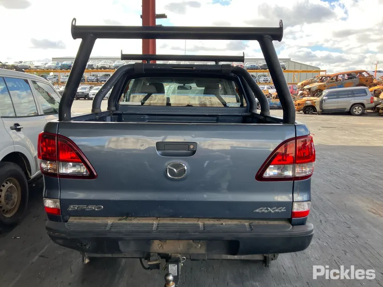 2015 Mazda BT-50 Used VIN MM0UR0YF100487358 – photo 15