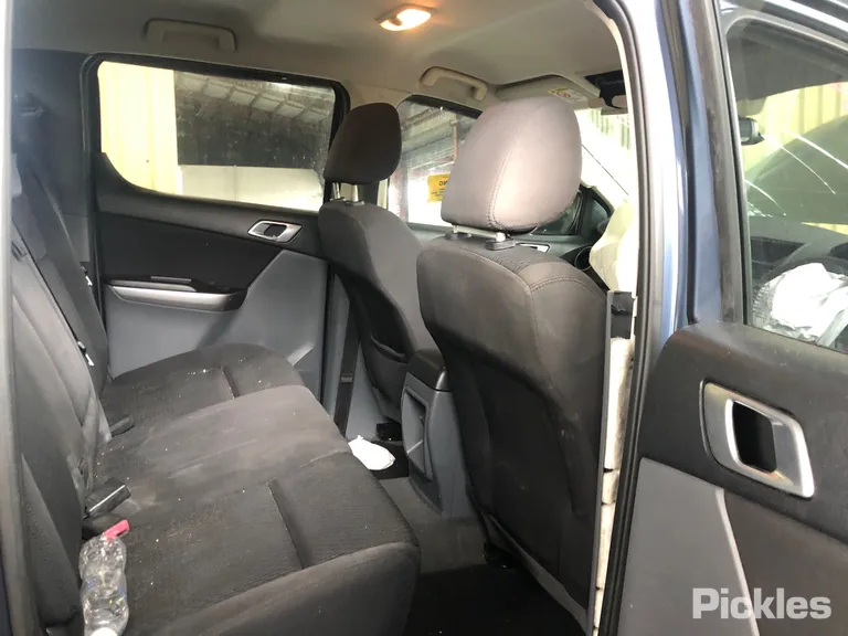 2015 Mazda BT-50 Used VIN MM0UR0YF100513012 – odometer reading
