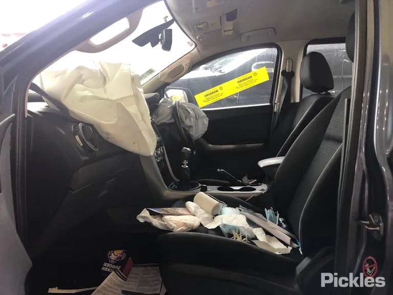 2015 Mazda BT-50 Used VIN MM0UR0YF100513012 – photo 23