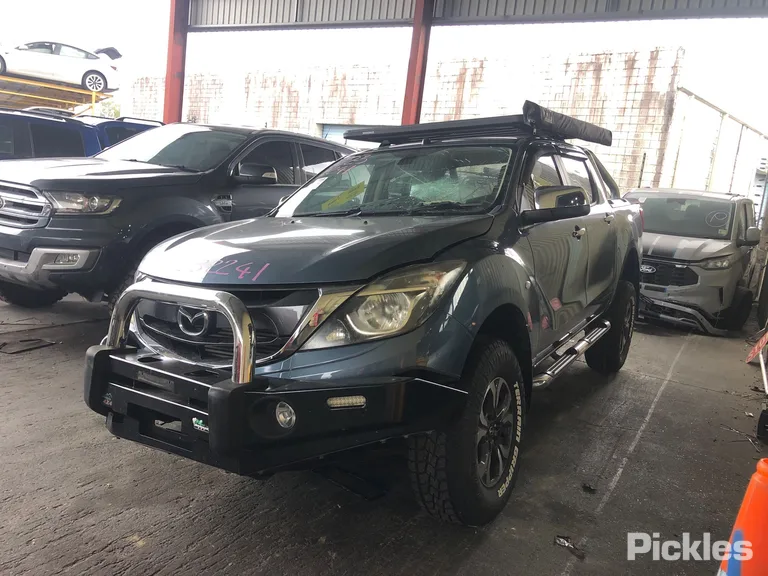 2015 Mazda BT-50 Used VIN MM0UR0YF100513012 – photo 31