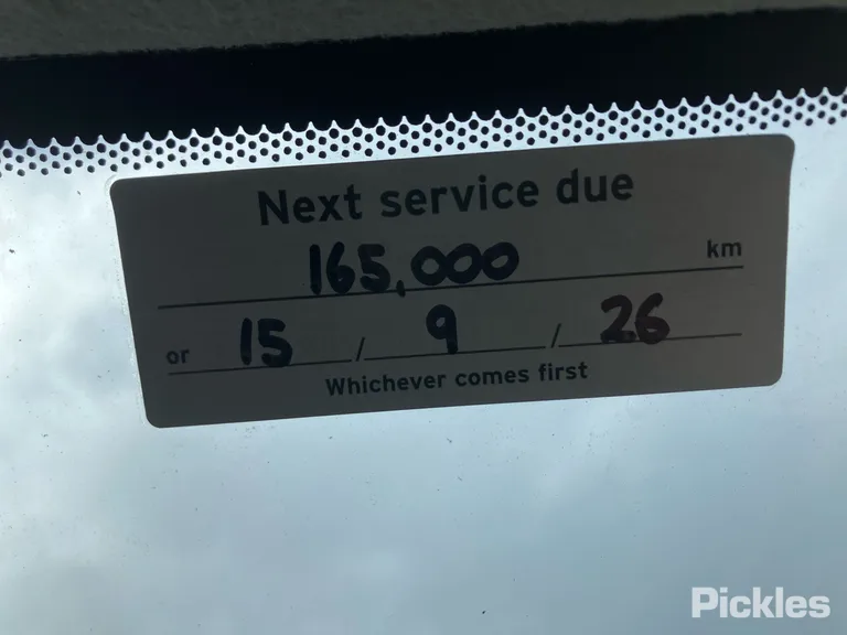 2017 Mazda BT-50 Used VIN MM0UR0YG100679357 – trunk area