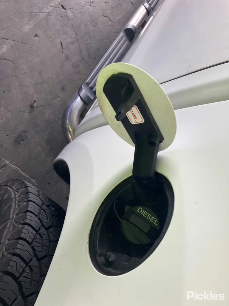 2019 Mazda BT-50 Damaged VIN MM0UR0YG100999677 – photo 11