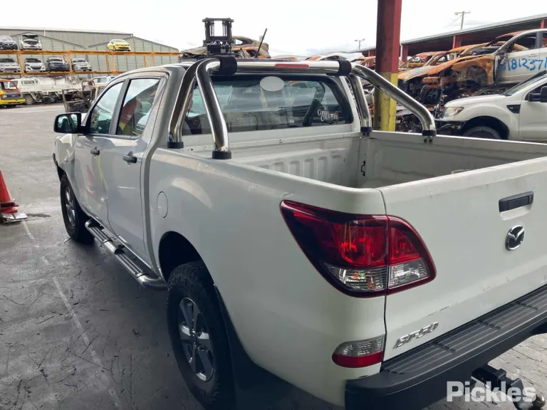 2019 Mazda BT-50 Damaged VIN MM0UR0YG100999677 – photo 12
