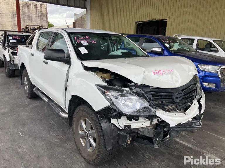 2019 Mazda BT-50 Damaged VIN MM0UR0YG100999677 – photo 15