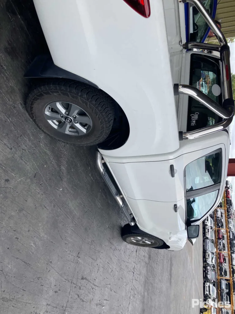 2019 Mazda BT-50 Damaged VIN MM0UR0YG100999677 – photo 19