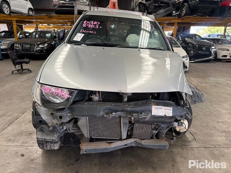 2013 Mitsubishi Triton Used VIN MMAERKA40CD025370 – photo 23