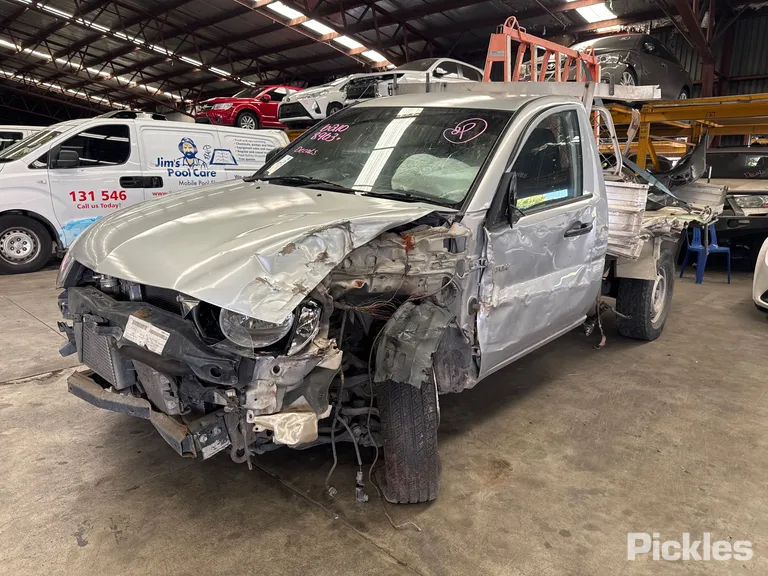 2013 Mitsubishi Triton Used VIN MMAERKA40CD025370 – photo 32