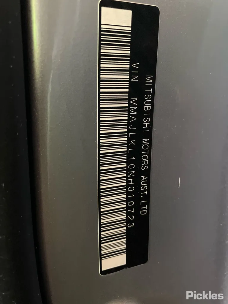 2021 Mitsubishi Triton Used VIN MMAJLKL10NH010723 – interior seats