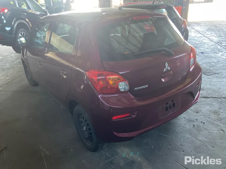 2018 Mitsubishi Mirage Used VIN MMAXTA03AKH000418 – side profile
