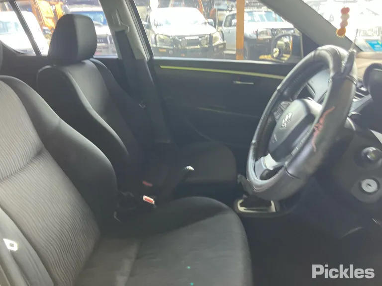 2013 Suzuki Swift Used VIN MMSHZC82S00104016 – rear exterior