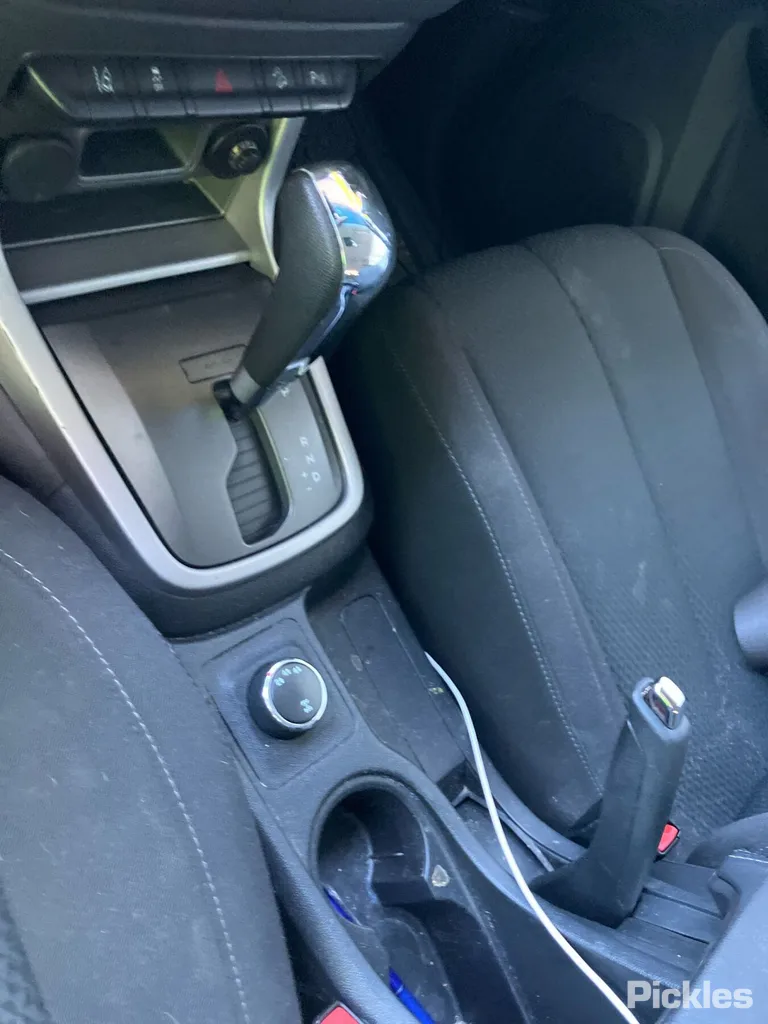 2018 Holden Colorado Used VIN MMU148MK0JH643700 – side profile